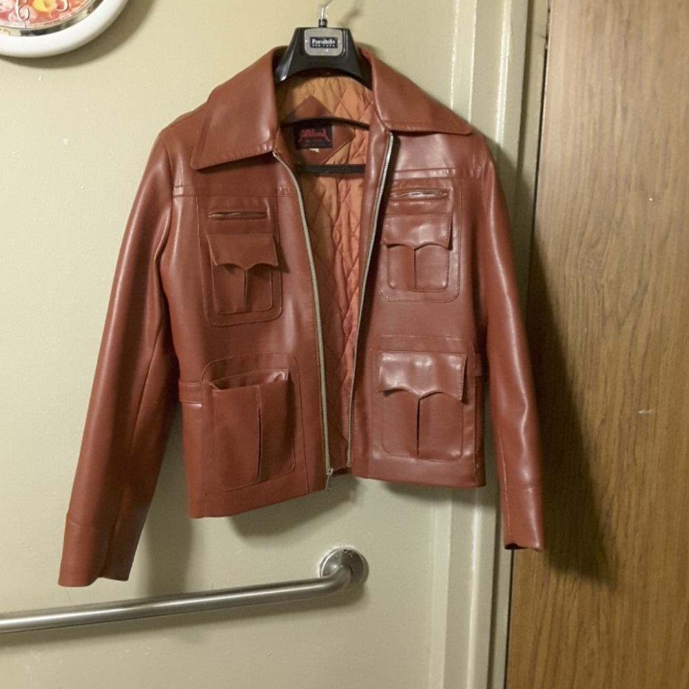 100 - Picture 3 of 4